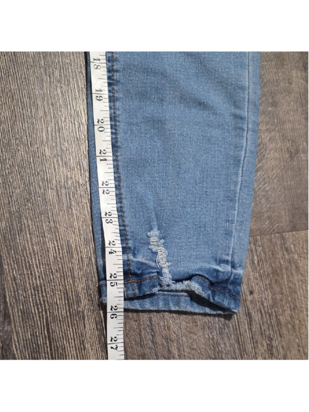 Iris Jeans Women's Size 11 Skinny Stretch Distressed - Picture 5 of 7